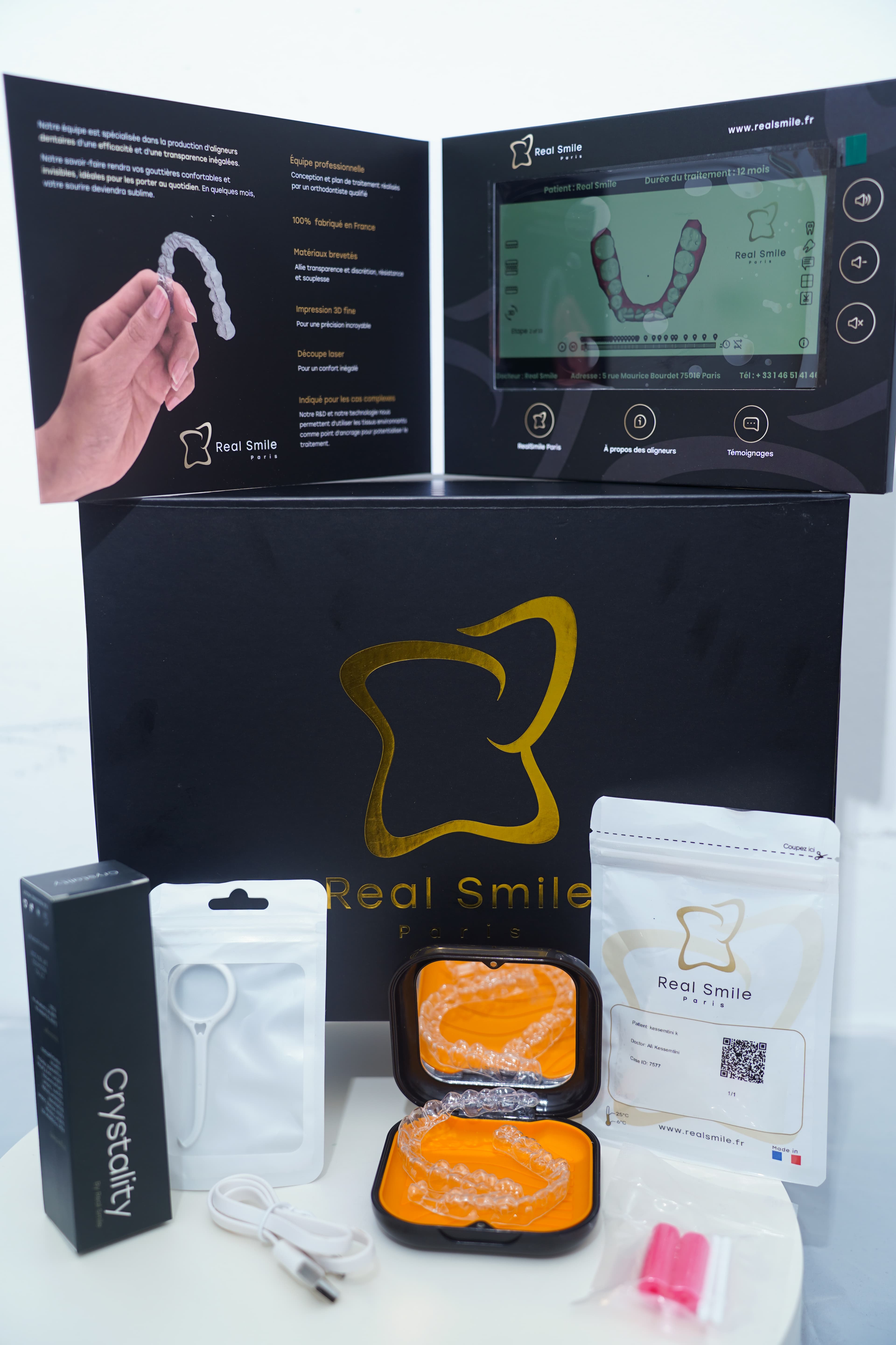 RealSmile clear aligner